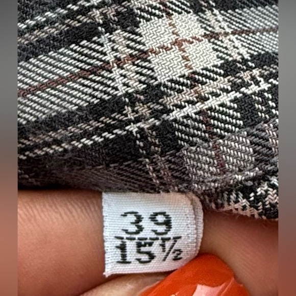 Izod Men's Brown Plaid Casual Button-Down Shirt - Picture 5 of 5